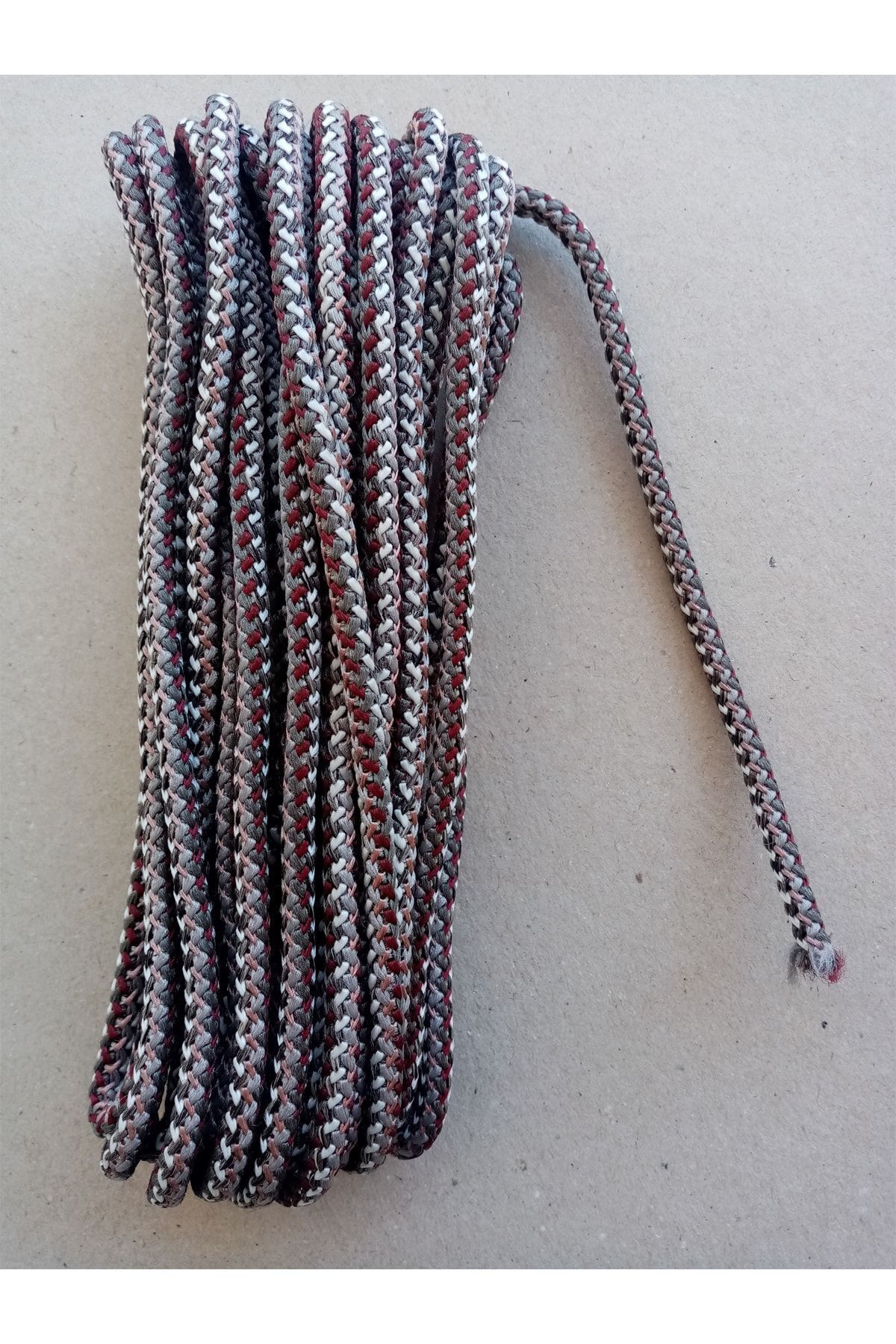 Çok Amaçlı Kalın Ip 10 Metre 6 Mm Lik (1 Adet)