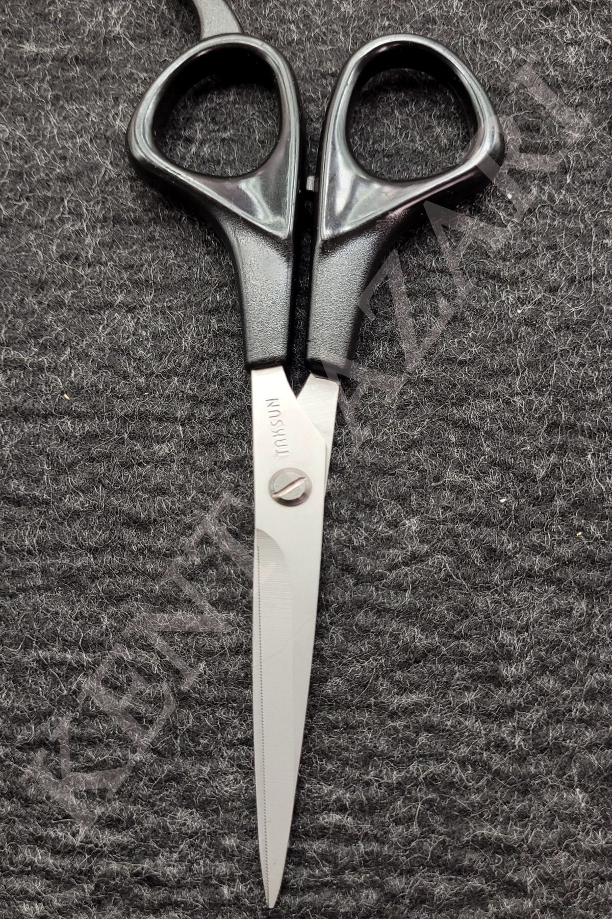 1 Adet.kuaför Berber Makası. Uzunluk 15 Cm